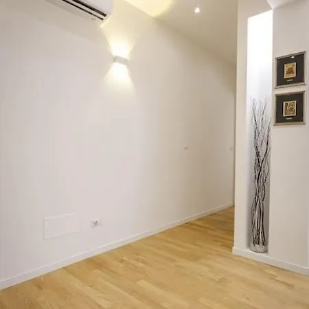 Farini Apartment