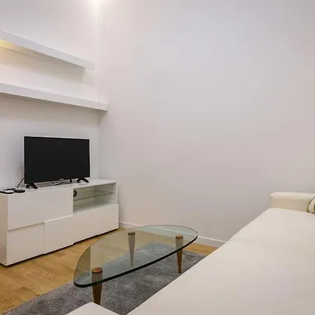 Farini Apartment